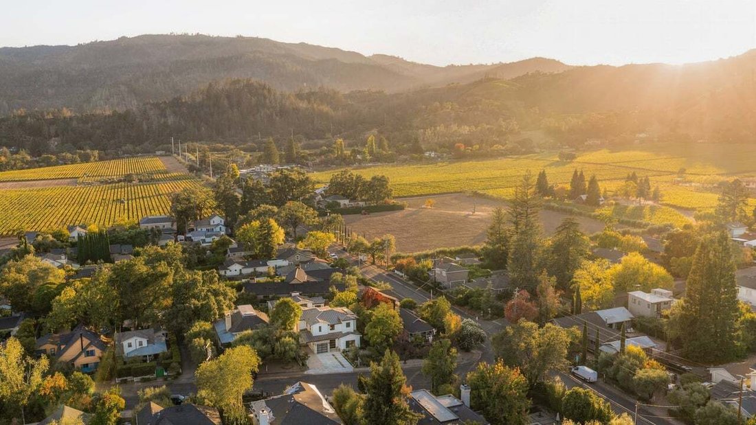 Casa a St. Helena, California, Stati Uniti 1 - 17430033