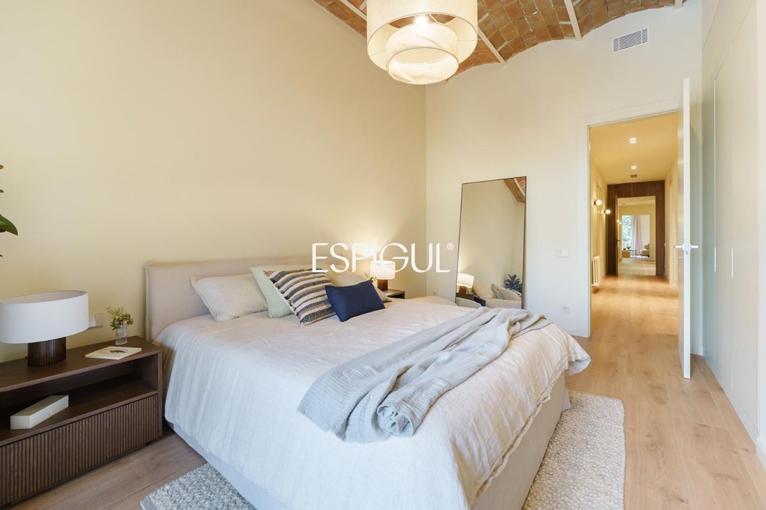 Apartment in Eixample, Barcelona, Spain 4 - 19059258
