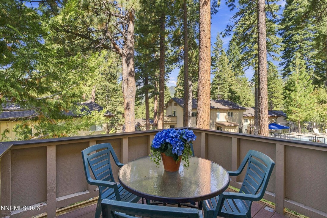 Condo in Incline Village, Nevada, United States 4 - 19059386