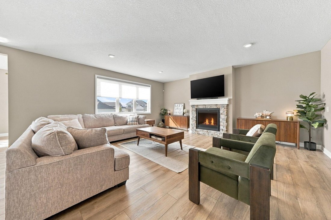 House in Maple Grove, Minnesota, United States 3 - 19061024