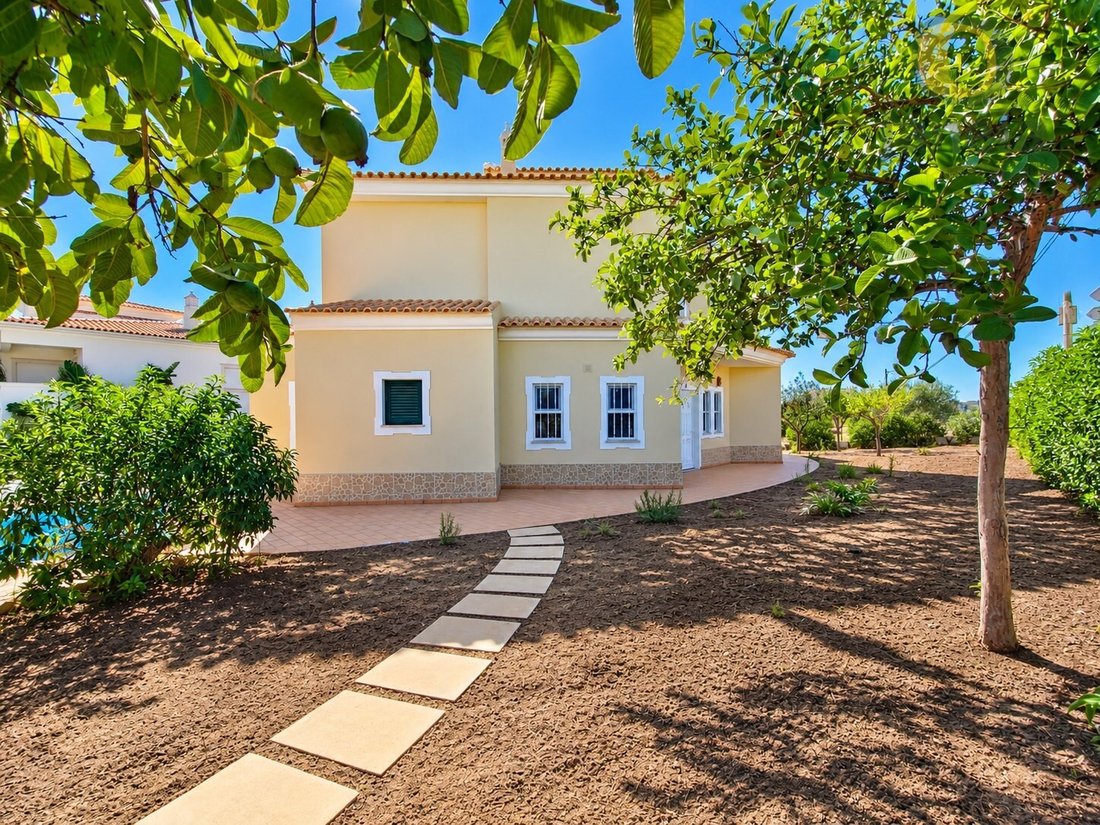 House in Olhos de Agua, Algarve, Portugal 4 - 19060783