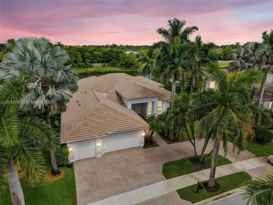 House in Weston, Florida, United States 1 - 19061847