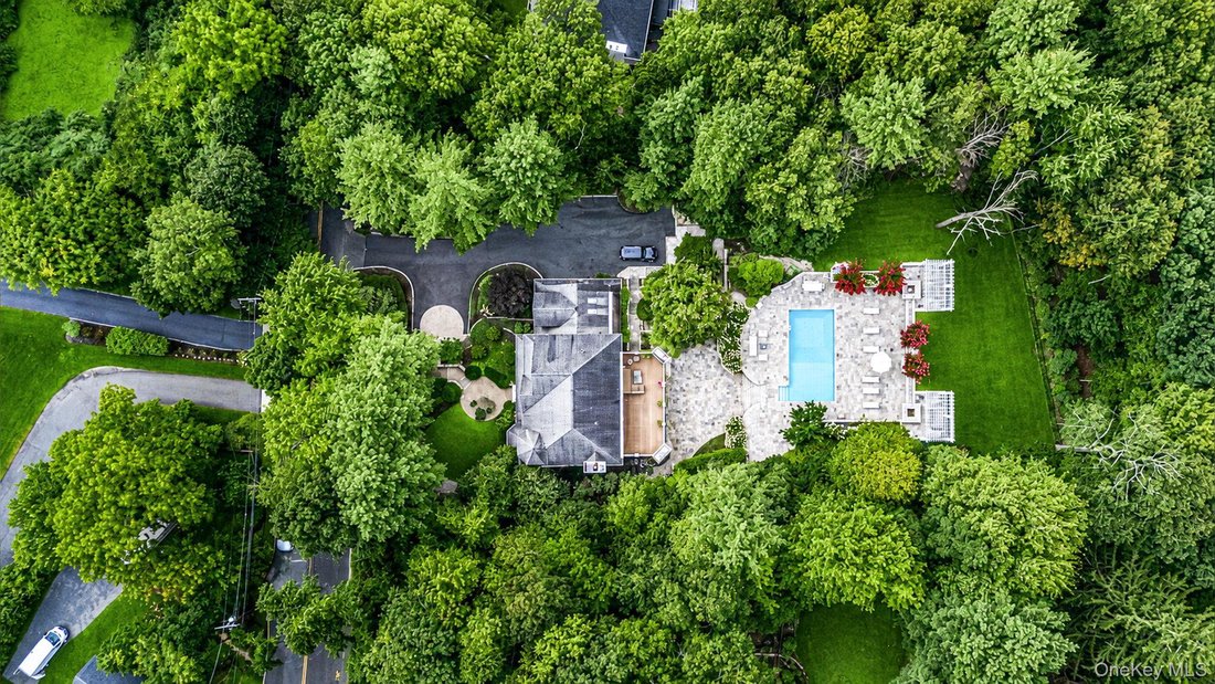 House in Halesite, New York, United States 5 - 19062934