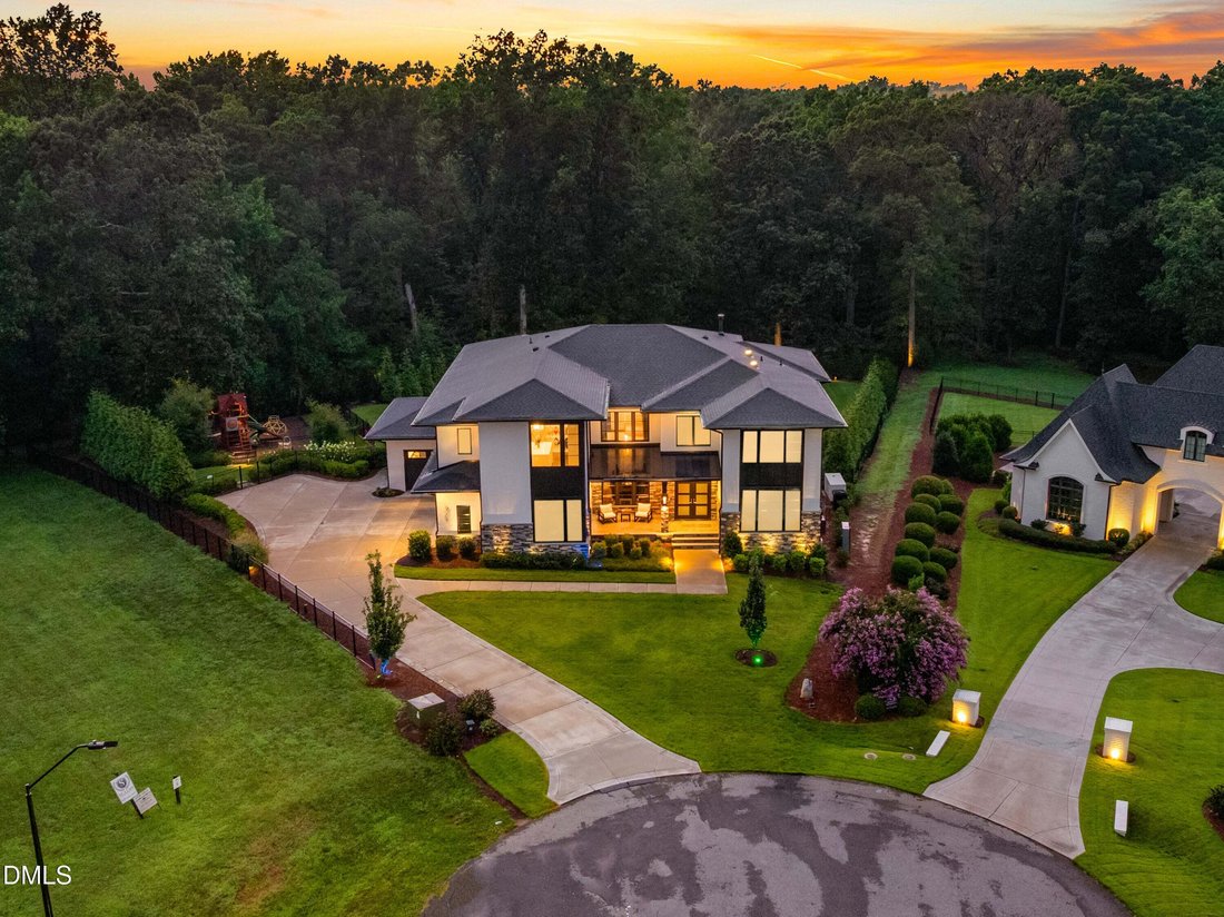 Casa a Raleigh, Carolina del Nord, Stati Uniti 2 - 18250464