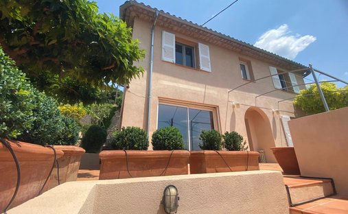 Villa in Cotignac, Provence-Alpes-Côte d'Azur, France 1