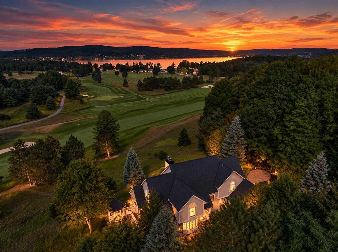 Casa a Petoskey, Michigan, Stati Uniti 1 - 16966966