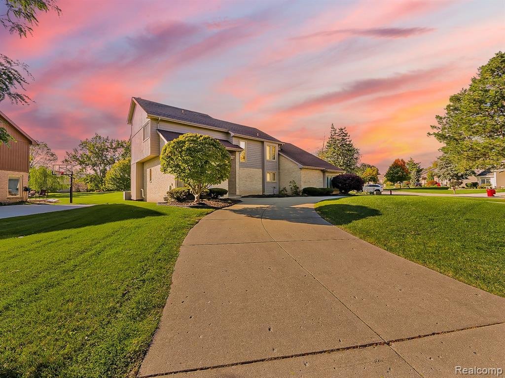 Casa en Farmington Hills, Míchigan, Estados Unidos 1 - 19063347