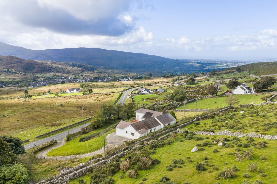Bungalow en Llanddeiniolen, Gales 3 - 19062181