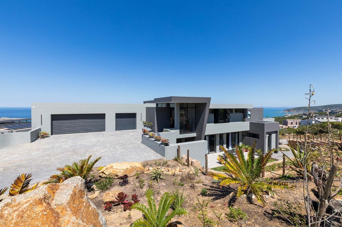 House in Oubaai Golf Estate, Western Cape, South Africa 2 - 19061084