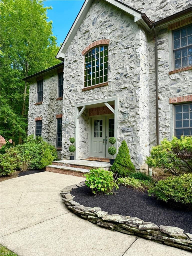 House in Novelty, Ohio, United States 3 - 19065763