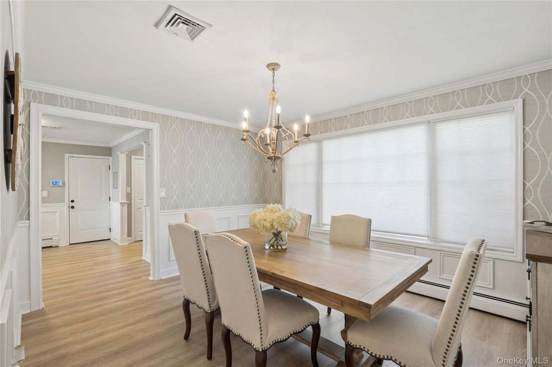 Casa a Old Bethpage, New York, Stati Uniti 5 - 19065816