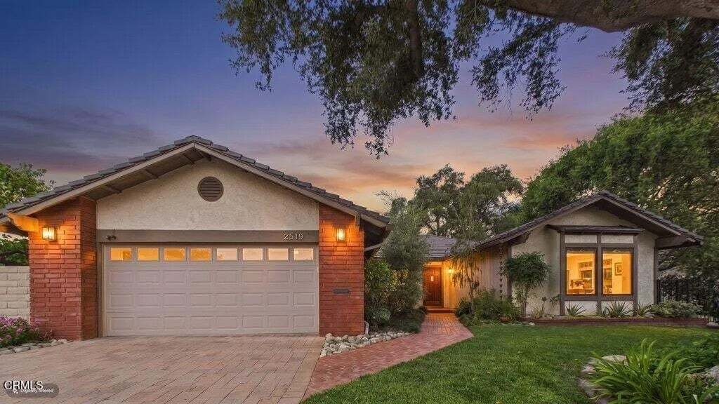 House in Altadena, California, United States 1 - 19063459