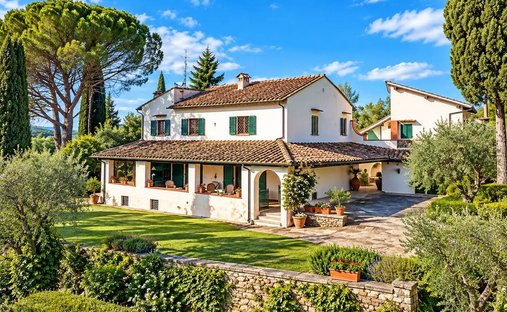 Villa in Pian dei Giullari, Florence, Italy 1