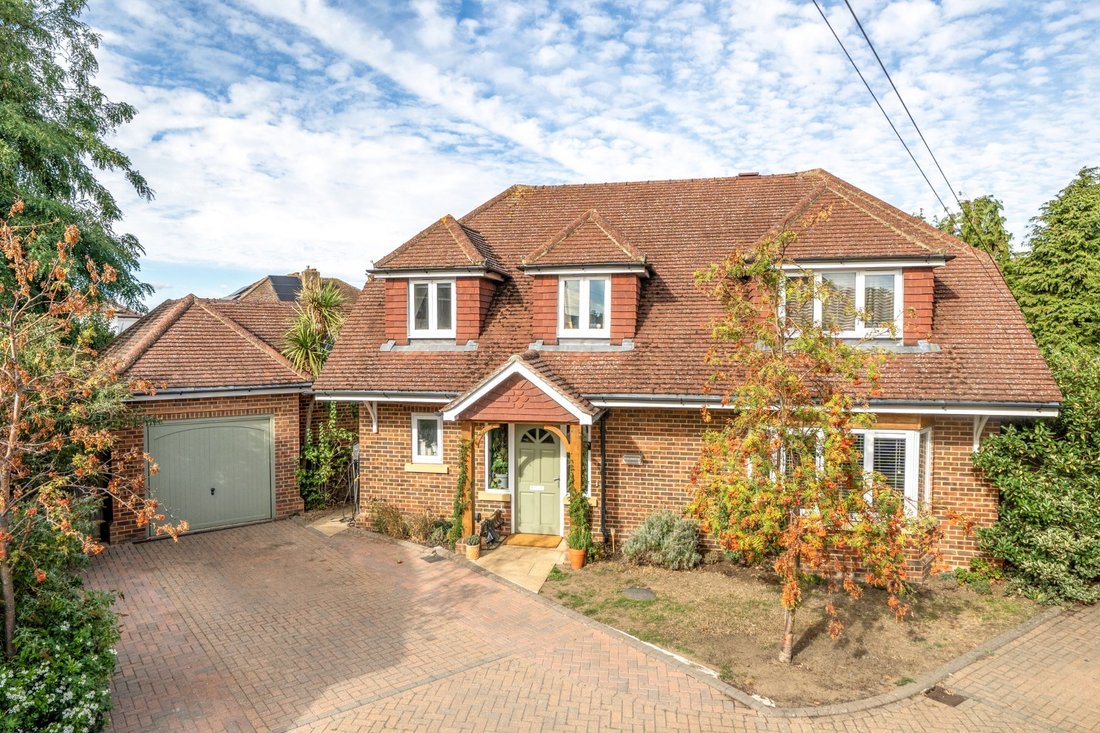 Haus in Walton-on-Thames, Elmbridge, England 1 - 19059537
