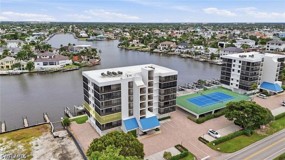 Eigentumswohnung in Naples, Florida, Vereinigte Staaten 2 - 19062263