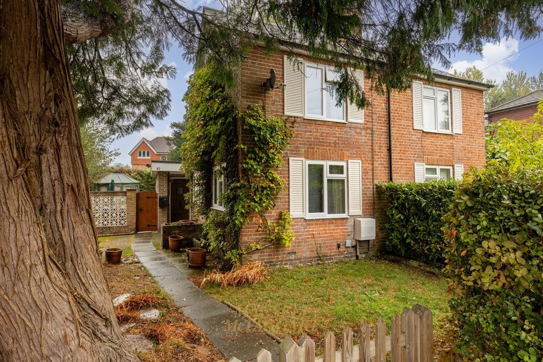 Haus in Ashurst Wood, England 1 - 19060538