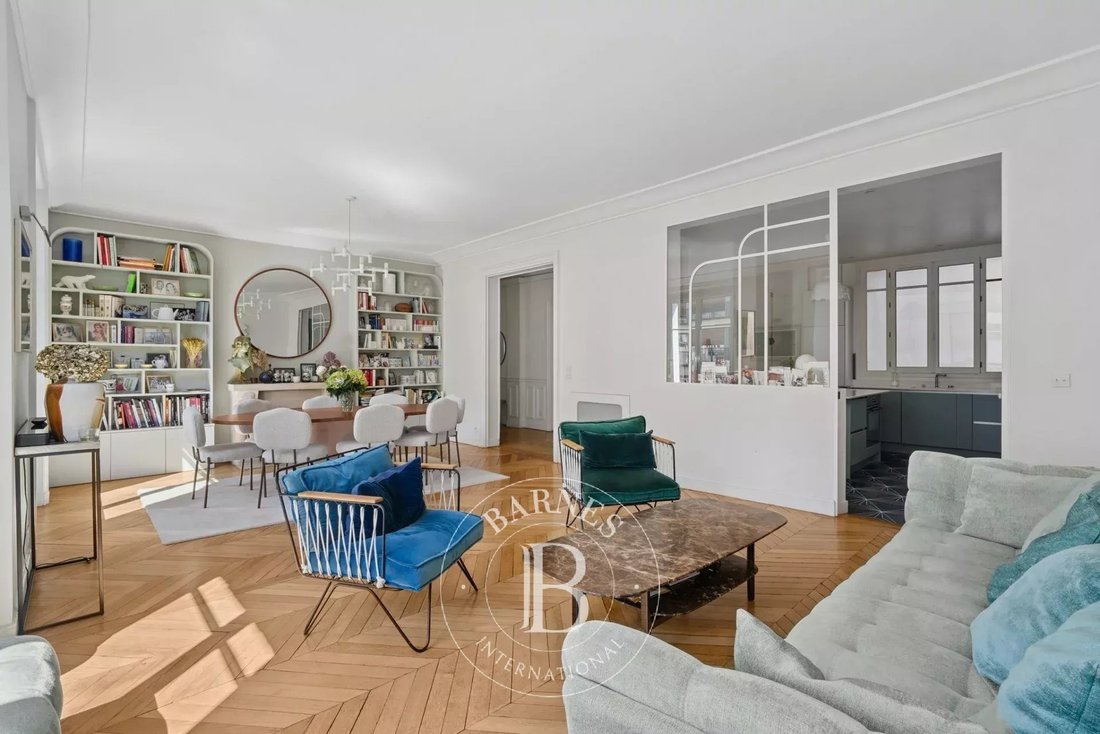 Apartment in Auteuil Nord, Paris 16e Arrondissement, Paris 3 - 19060137