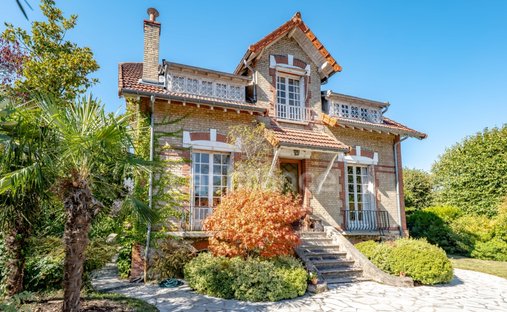 Haus in Le Chesnay, Le Chesnay-Rocquencourt, Frankreich 1