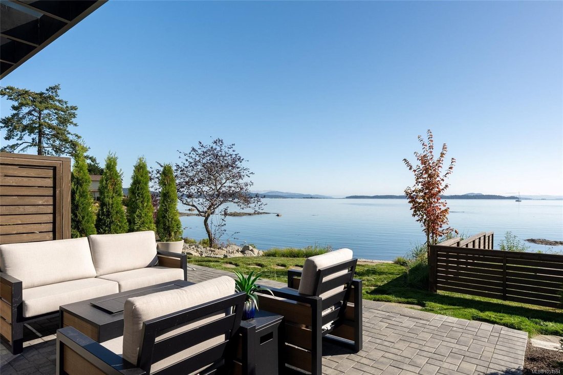House in Sidney, British Columbia, Canada 5 - 19065568