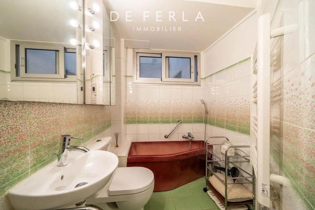 Apartment in Gros Caillou, Paris 7e Arrondissement, Paris 5 - 19064242