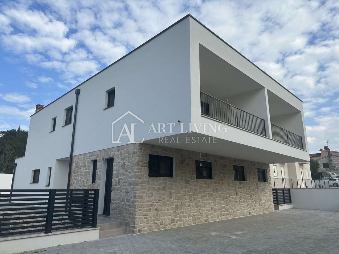 Haus in Umag, Gespanschaft Istrien, Kroatien 1 - 15454498