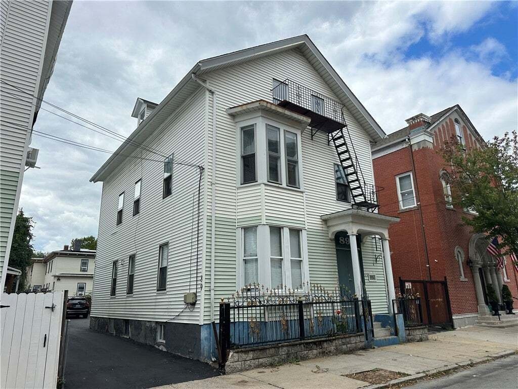 Providence, Rhode Island, United States 1 - 19062522