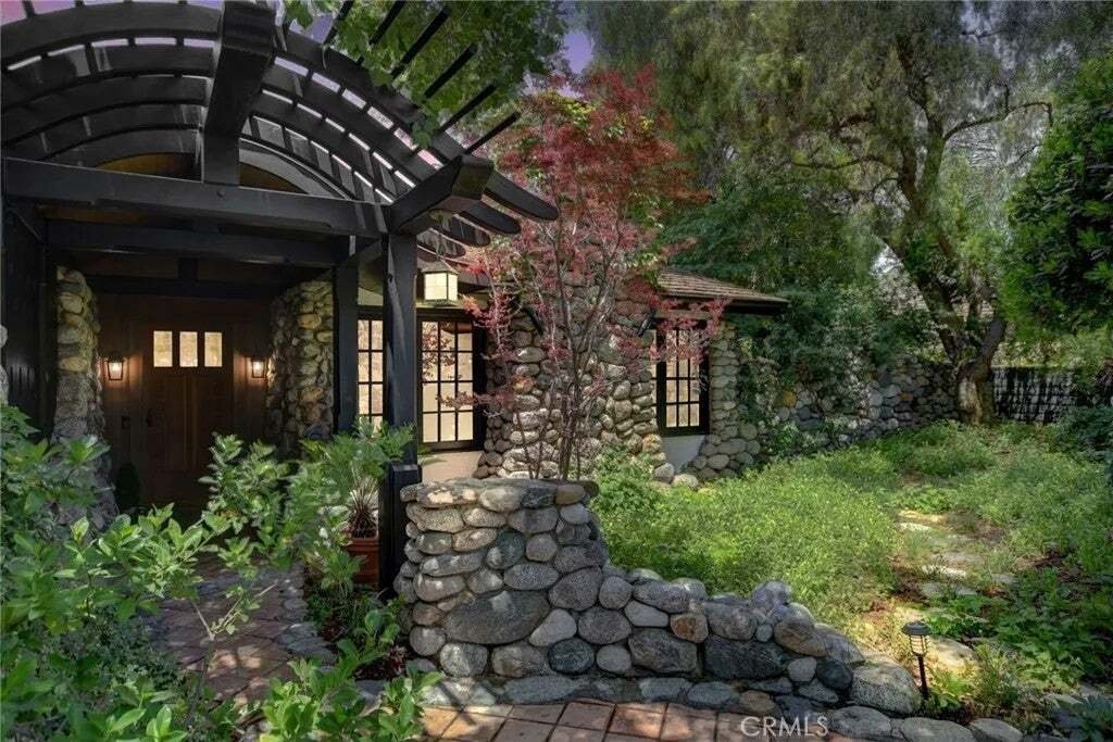 House in Claremont, California, United States 1 - 19063412