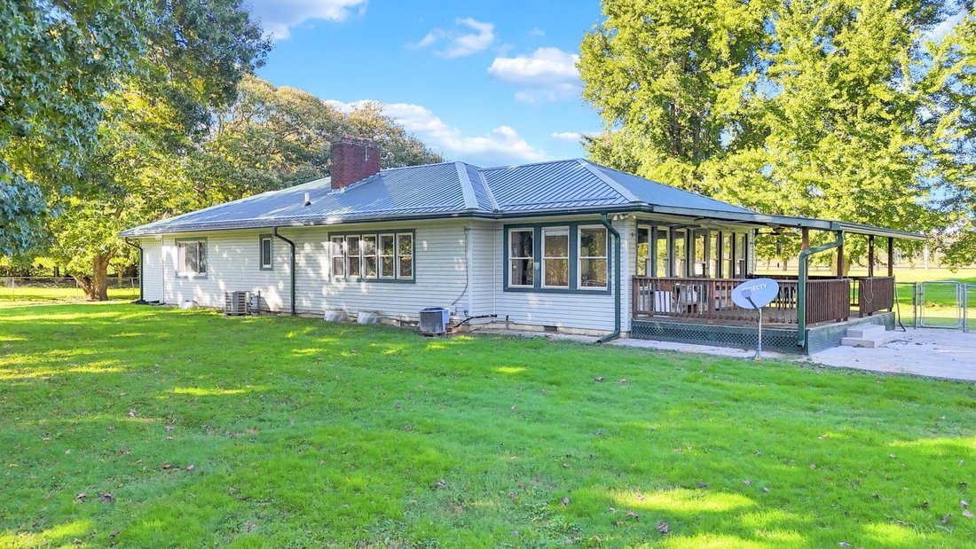 House in Logan, Ohio, United States 2 - 19059211