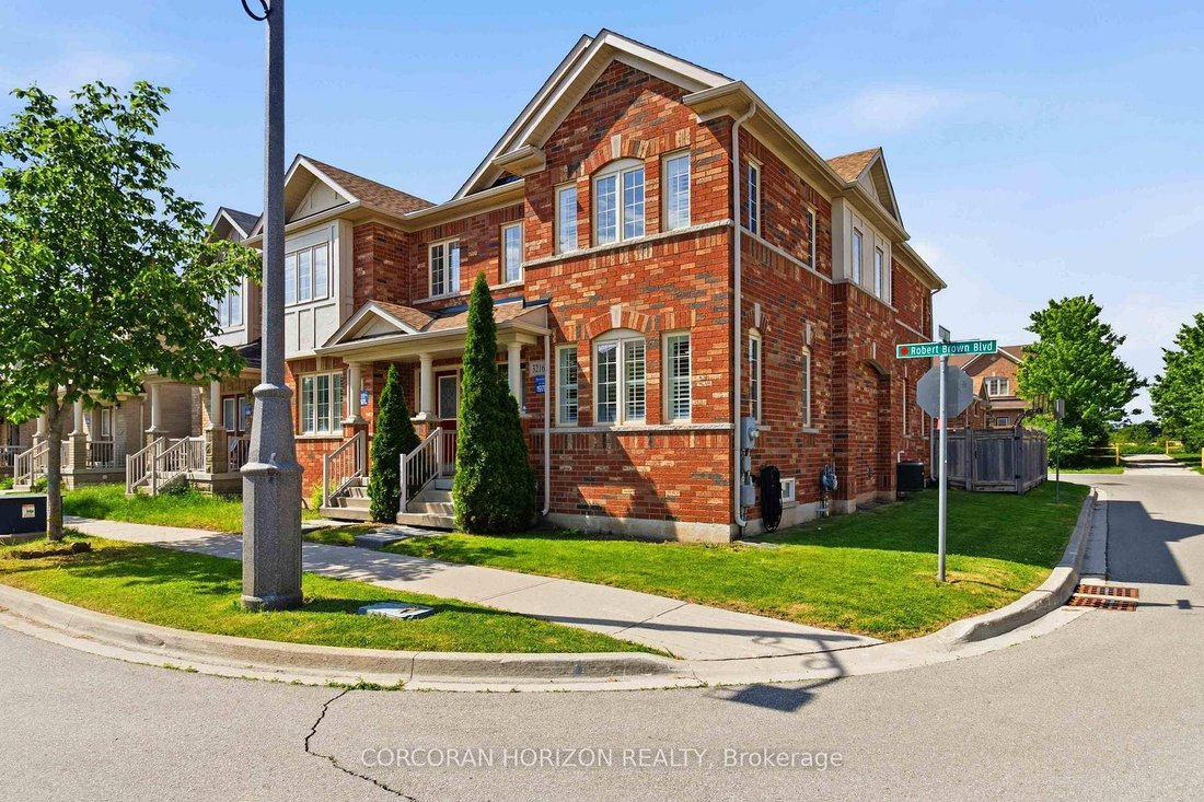 House in Oakville, Ontario, Canada 2 - 19061785