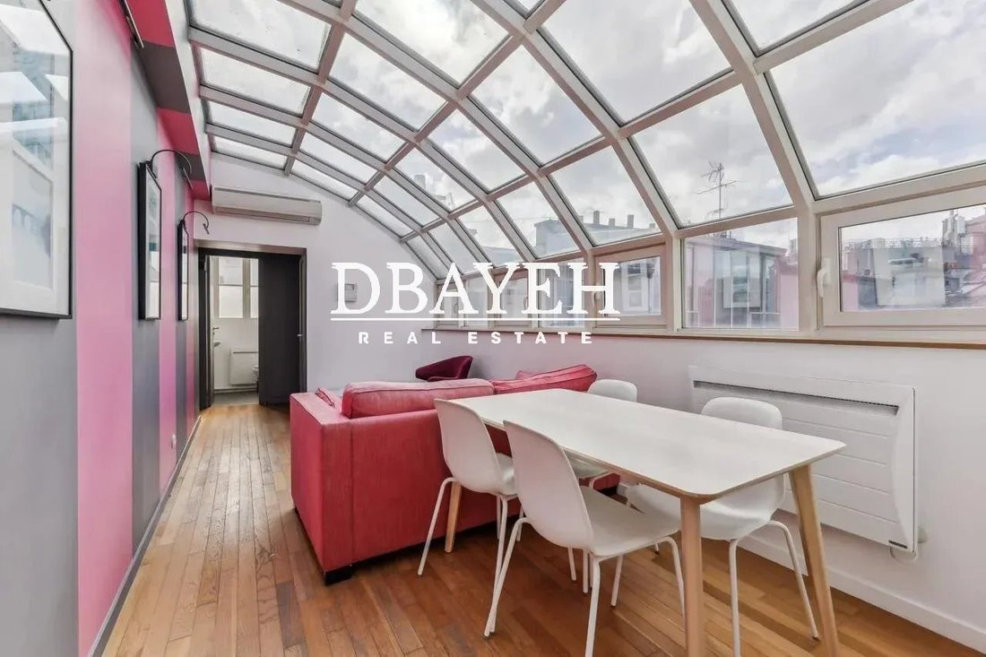 Apartment in Saint Philippe du Roule, Paris 8e Arrondissement, Paris 4 - 19062857