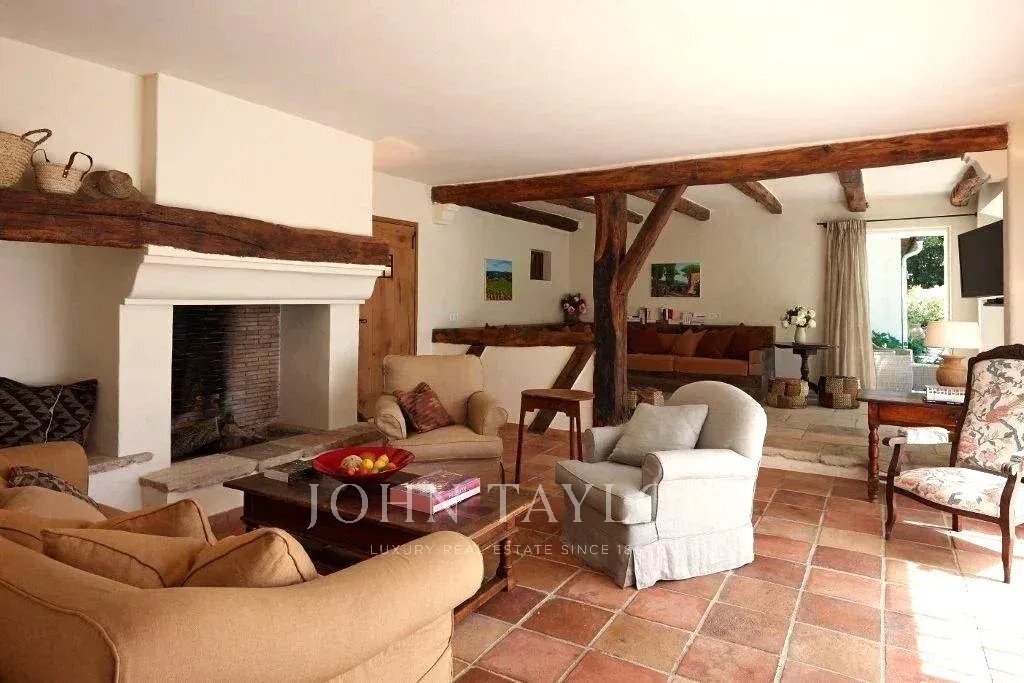 Villa in Grimaud, Provence-Alpes-Côte d'Azur, Frankreich 3 - 13062589