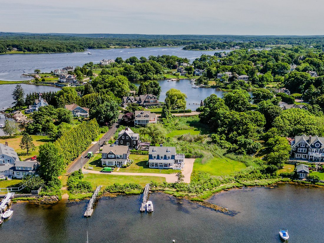 House in Westerly, Rhode Island, United States 2 - 19060515