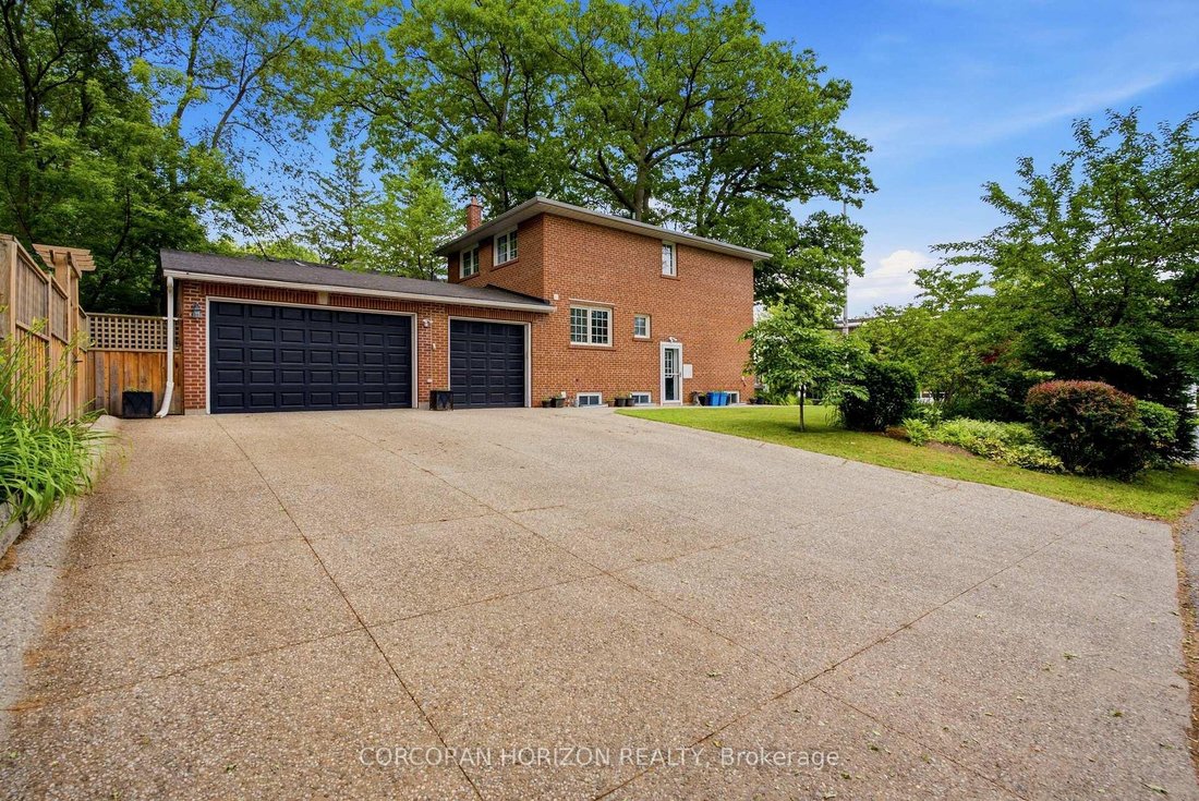 House in Mississauga, Ontario, Canada 5 - 19061561