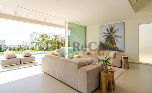 Apartment in Santa Barbara de Nexe, Algarve, Portugal 1