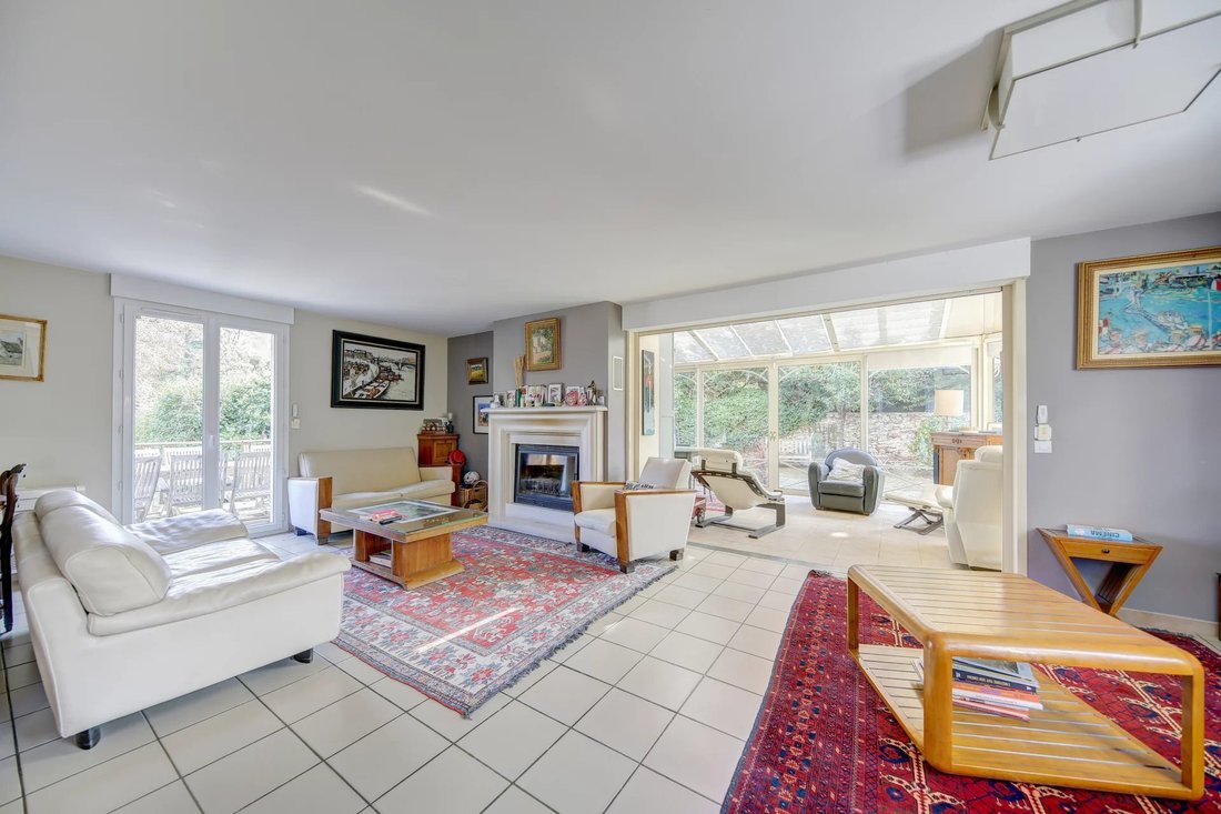 House in Les Loges-en-Josas, Ile-de-France, France 5 - 19059989
