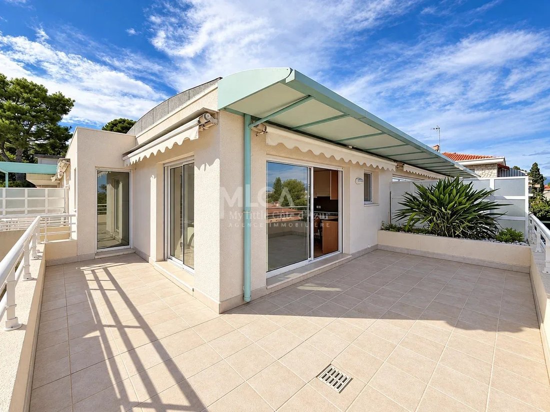 Appartamento a Ponteil, Antibes, Francia 1 - 19059815