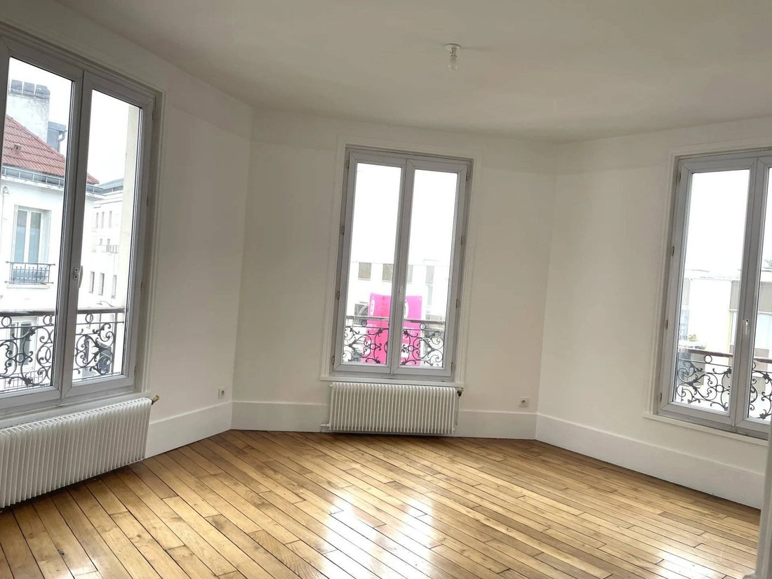Apartment in Hôtel de Ville-Planchette, Levallois-Perret, France 3 - 19060781