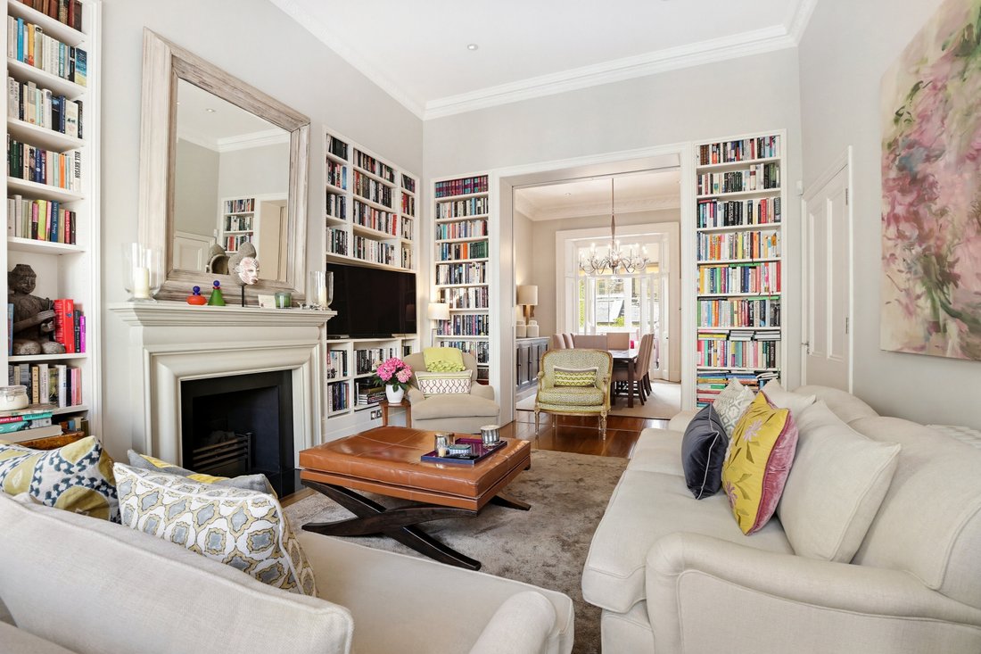Apartment in South Kensington, Kensington And Chelsea, England 2 - 19064026