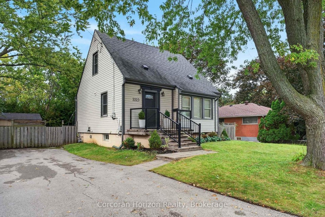 House in Burlington, Ontario, Canada 3 - 19061586