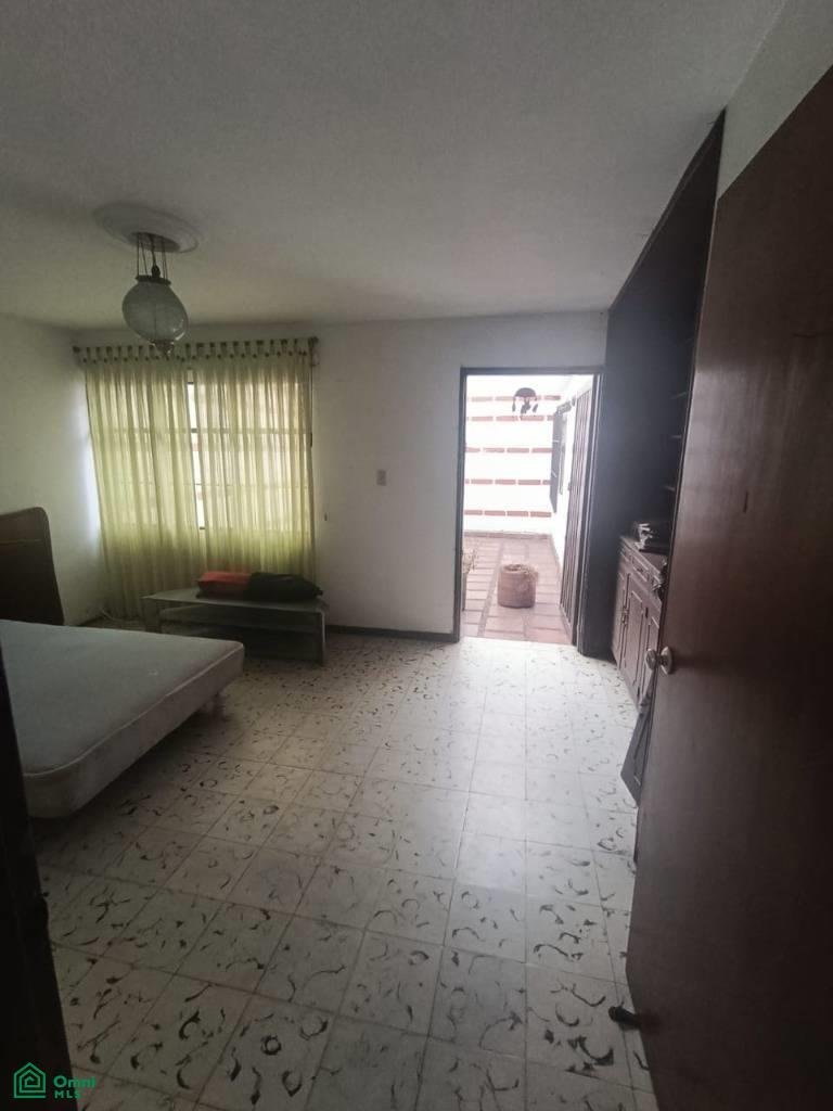 House in Medellín, Antioquia, Colombia 3 - 19059592
