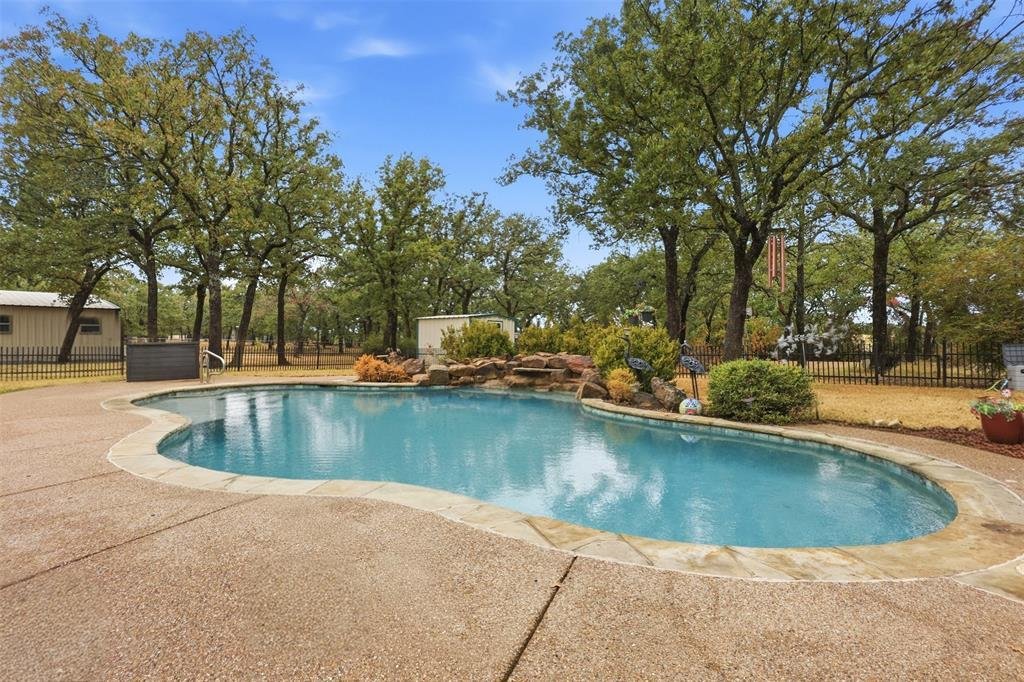 House in Springtown, Texas, United States 4 - 19060061