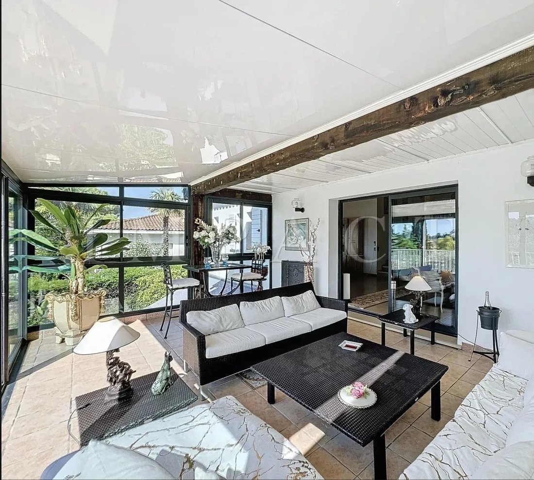 Villa in Cannes, Provence-Alpes-Côte d'Azur, France 2 - 19059816