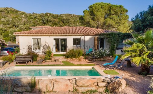 Haus in Porto-Vecchio, Korsika, Frankreich 1