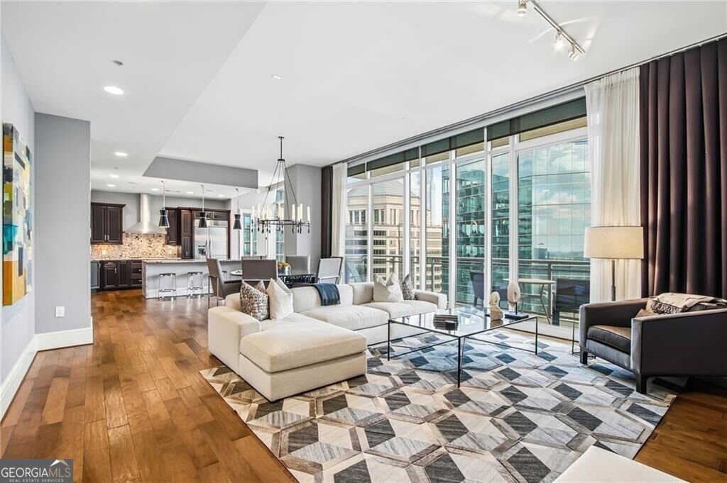 Condo in Atlanta, Georgia, United States 3 - 19064367