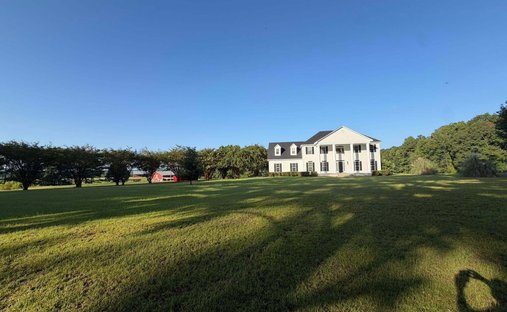 House in Eclectic, Alabama, United States 1