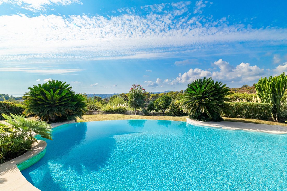 House in Vaug, Villeneuve-Loubet, France 5 - 19064487