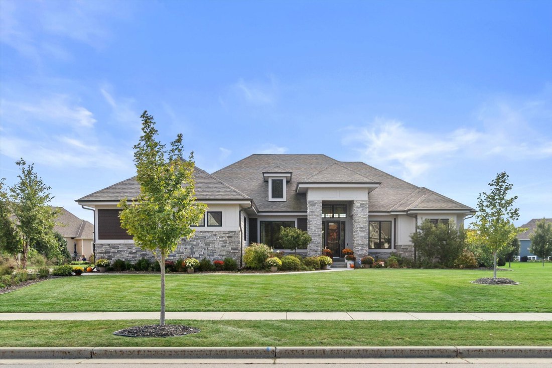 House in Hartland, Wisconsin, United States 1 - 19061096