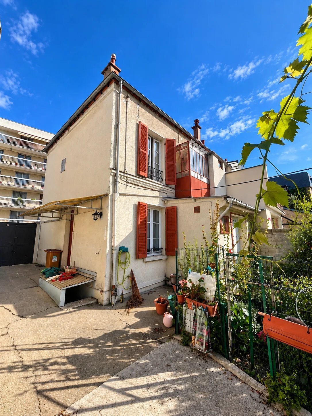 House in Arrondissement of Bobigny, Ile-de-France, France 1 - 19063554