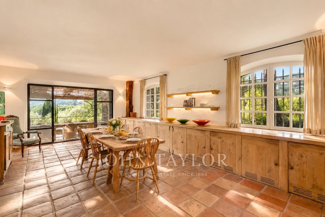 Villa in Grimaud, Provence-Alpes-Côte d'Azur, Frankreich 5 - 13062589