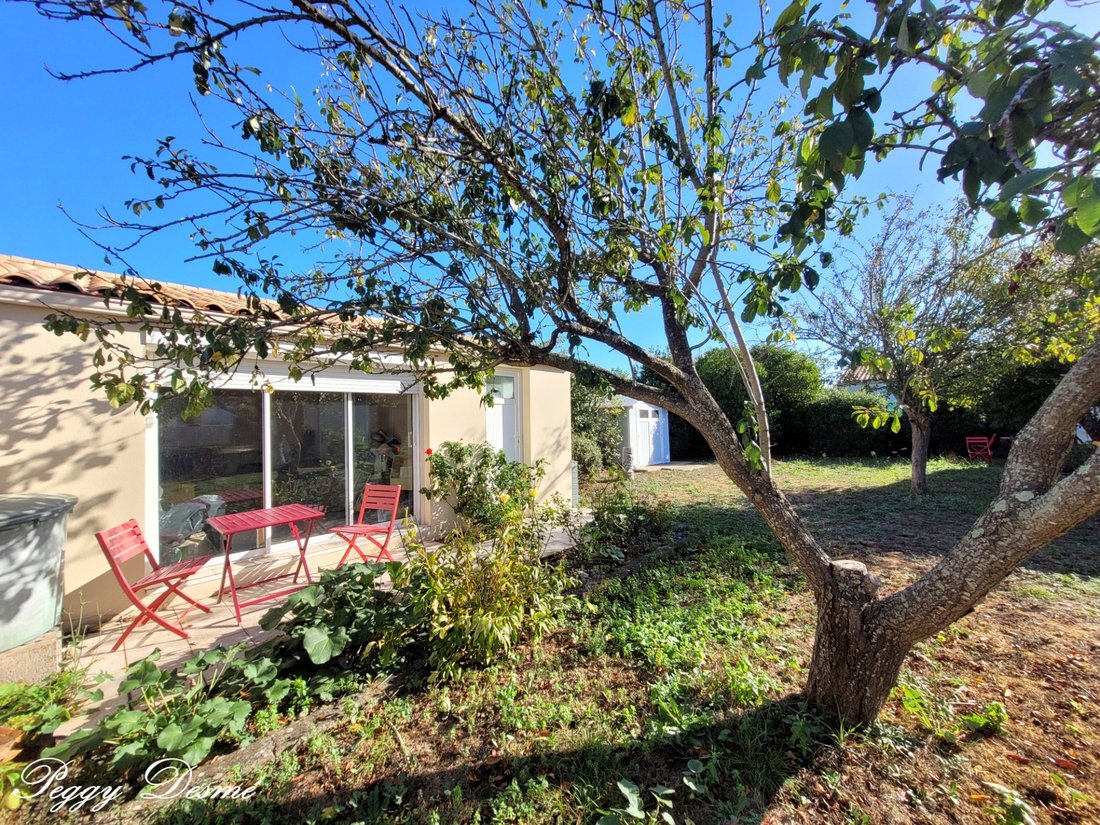 House in Saint-Xandre, Nouvelle-Aquitaine, France 4 - 19064311